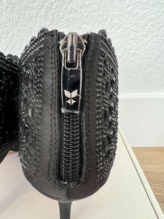 J. Renee Black Shooties, Women's Size 8.5, Excellent Condition - Picture 5 of 9